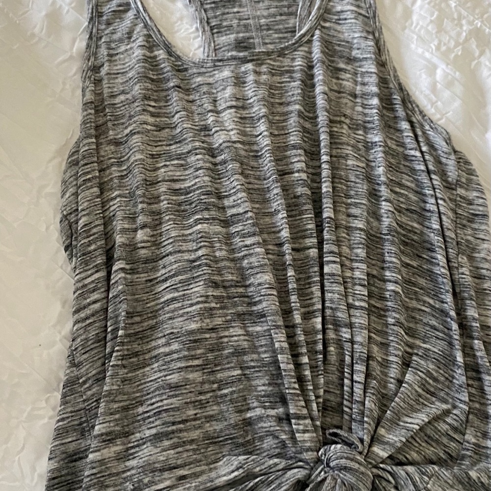 4/$12 mossimo tank top black, grey and white